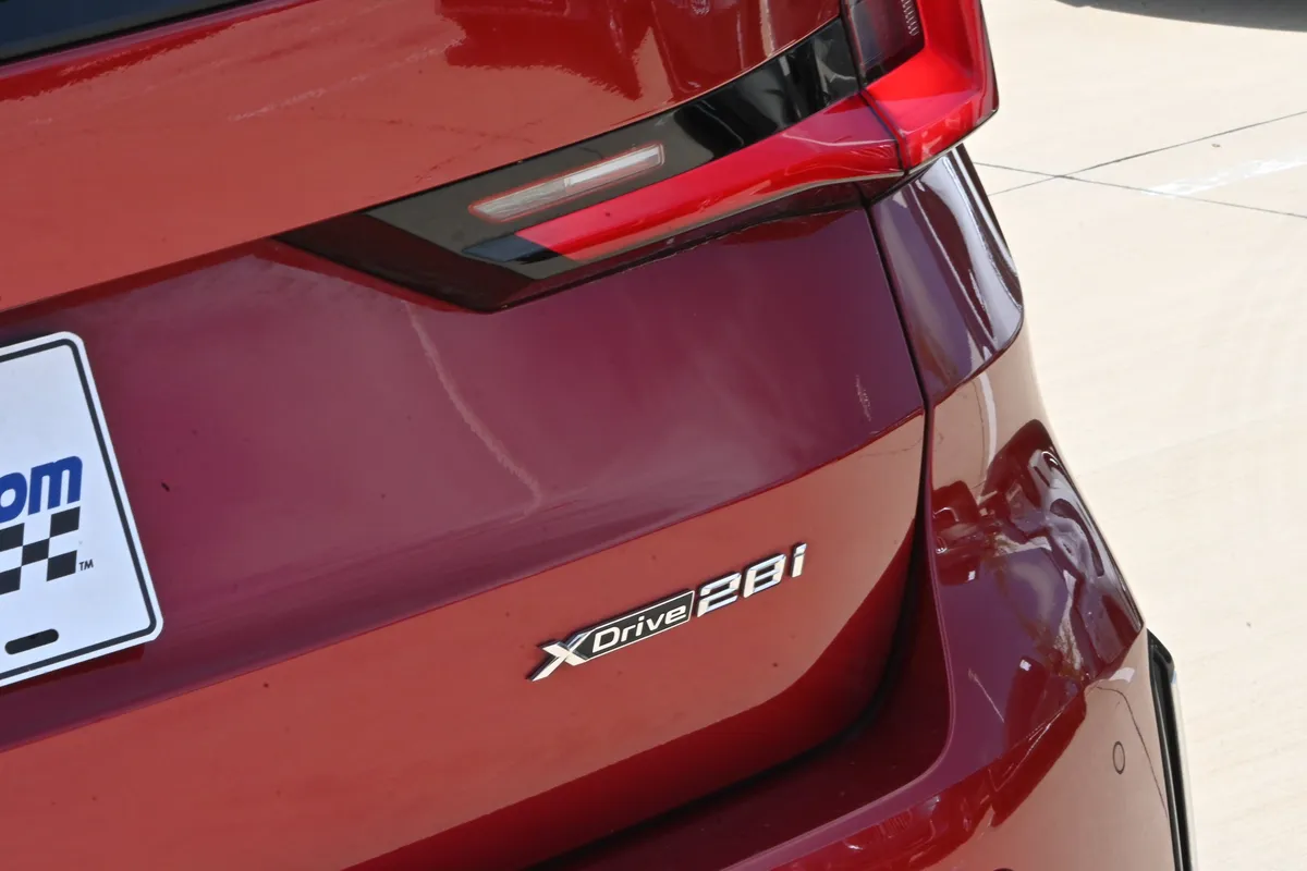 2026 BMW X1 xDrive28i thumbnail 39