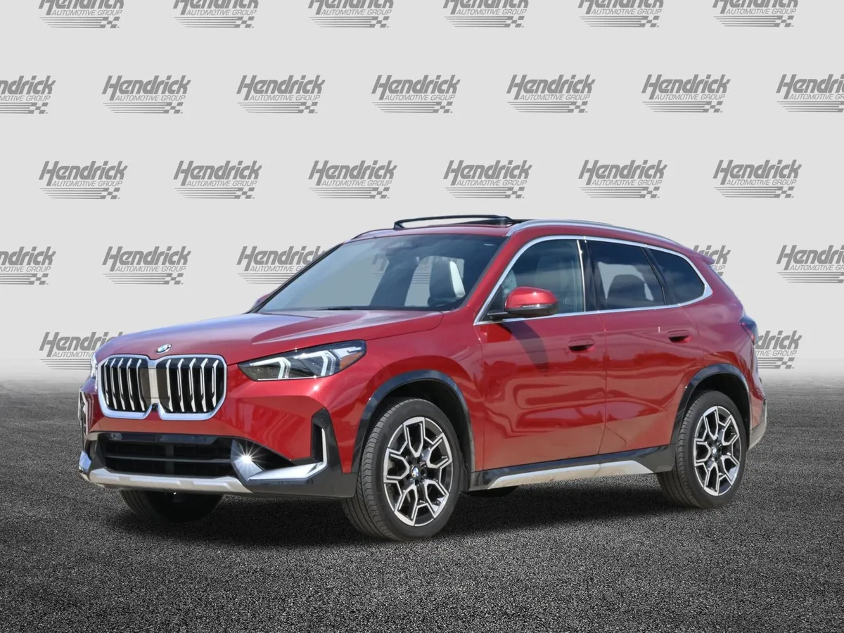 2026 BMW X1 xDrive28i thumbnail 4