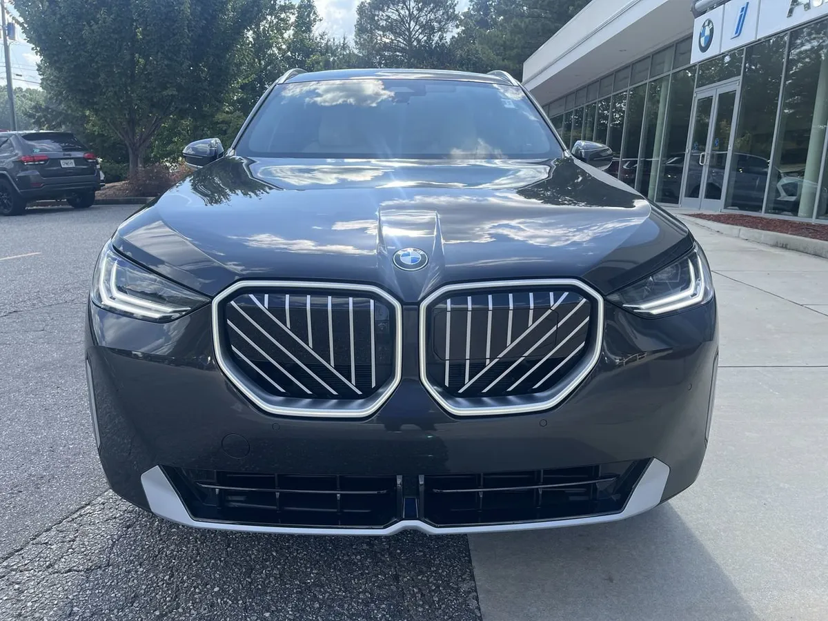 2026 BMW X3 30 xDrive thumbnail 10