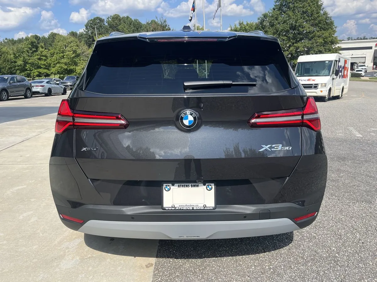 2026 BMW X3 30 xDrive thumbnail 12