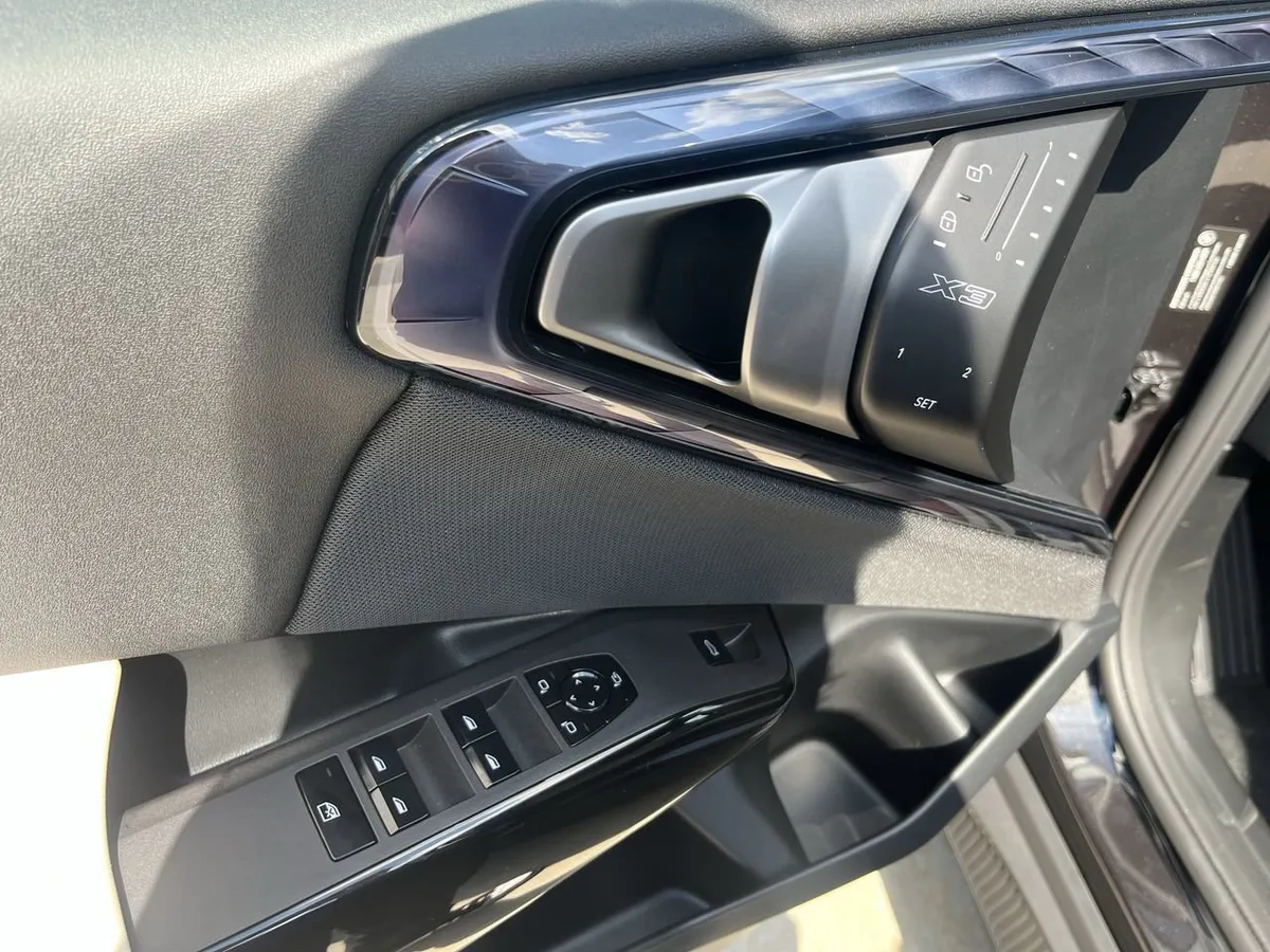 2026 BMW X3 30 xDrive thumbnail 16
