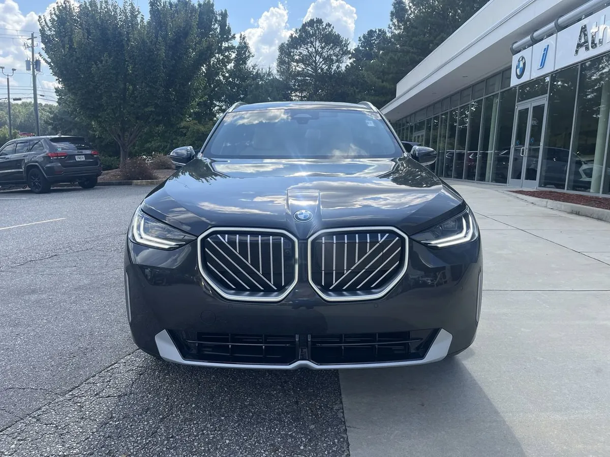 2026 BMW X3 30 xDrive thumbnail 3