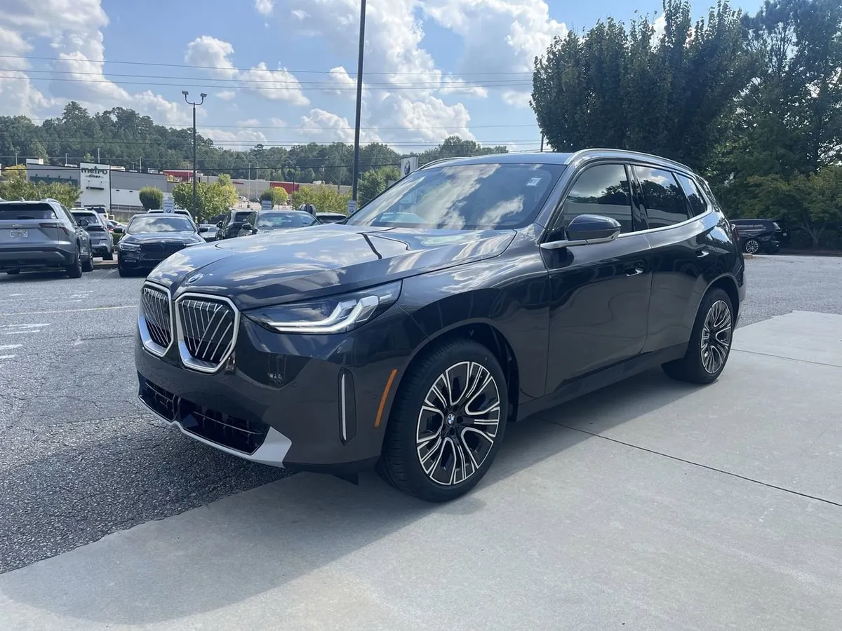 2026 BMW X3 30 xDrive thumbnail 4