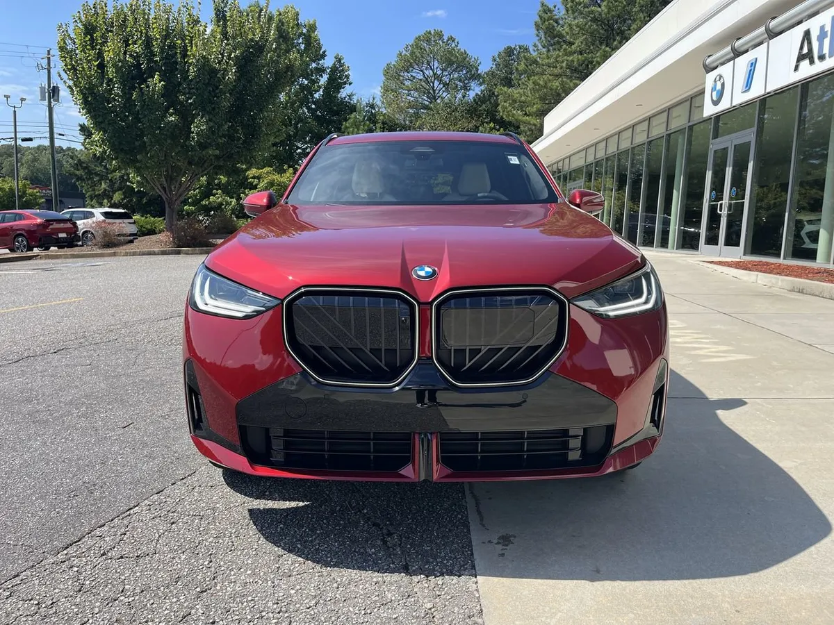 2026 BMW X3 30 xDrive thumbnail 3