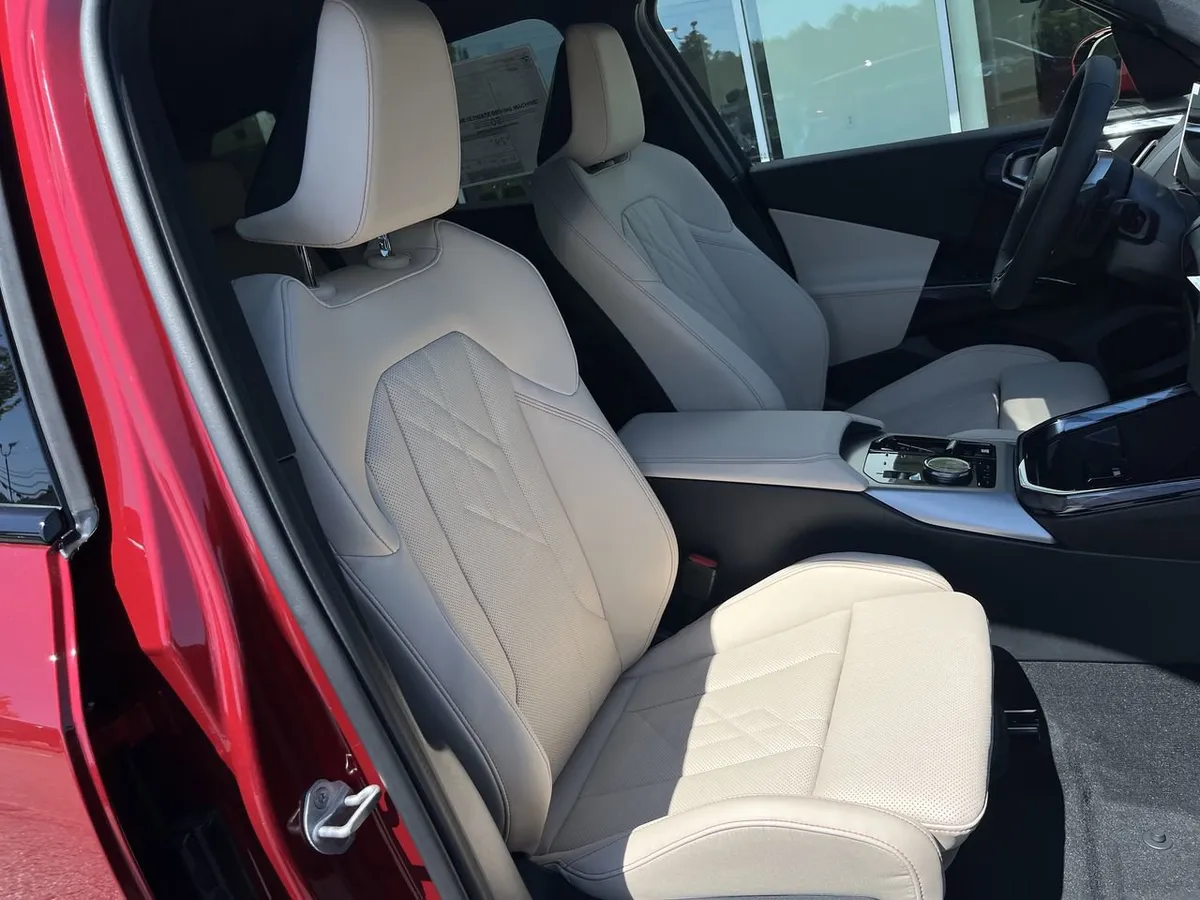 2026 BMW X3 30 xDrive thumbnail 33