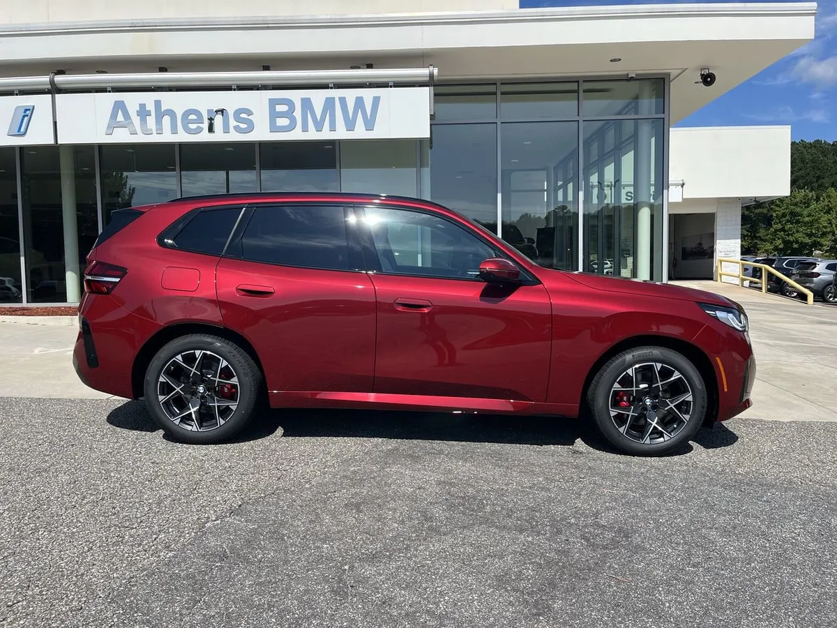 2026 BMW X3 30 xDrive thumbnail 9