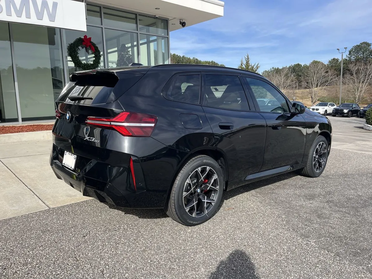 2026 BMW X3 30 xDrive thumbnail 8