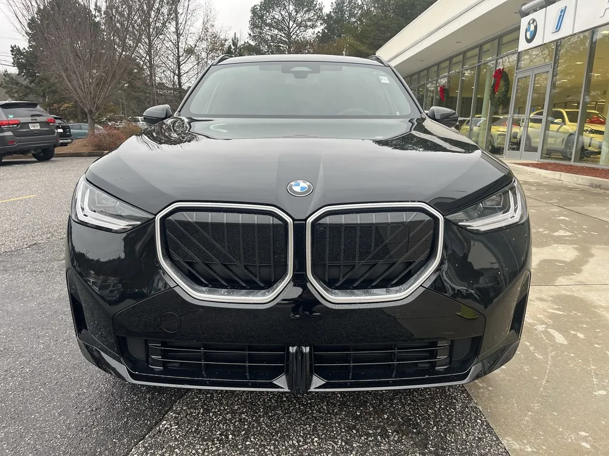 2026 BMW X3 30 xDrive thumbnail 10
