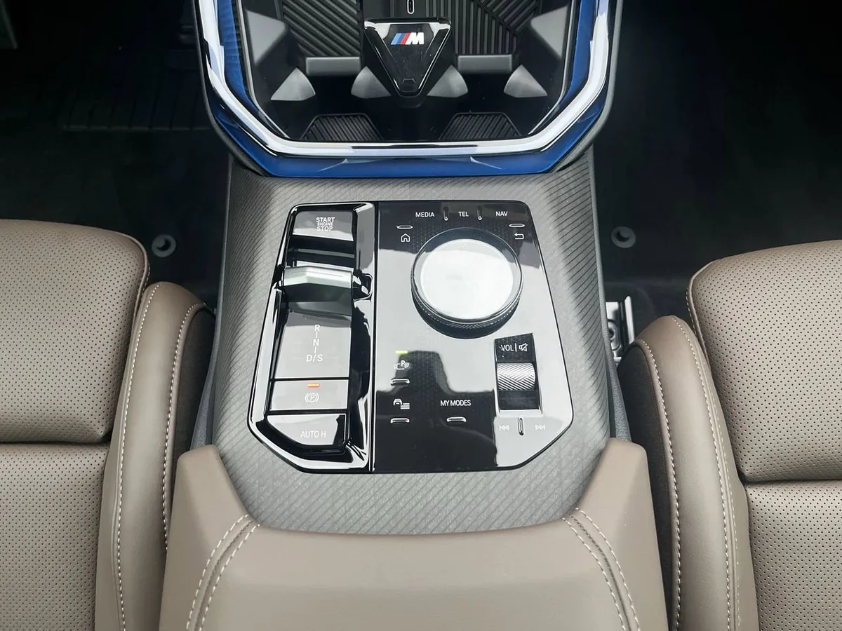 2026 BMW X3 30 xDrive thumbnail 25