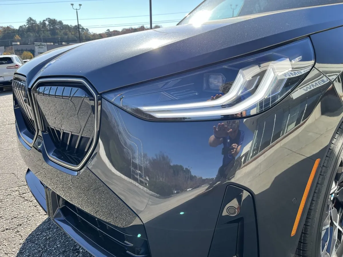 2026 BMW X3 30 xDrive thumbnail 11