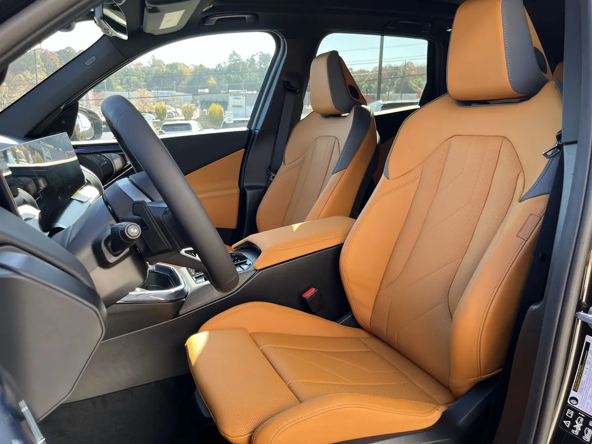 2026 BMW X3 30 xDrive thumbnail 14