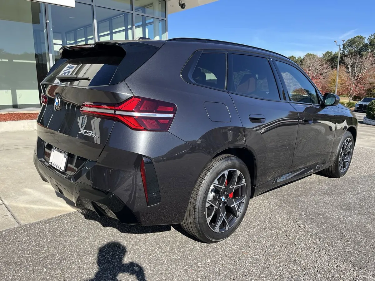 2026 BMW X3 30 xDrive thumbnail 8