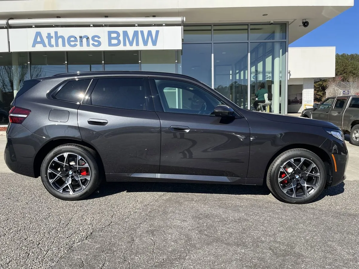 2026 BMW X3 30 xDrive thumbnail 9