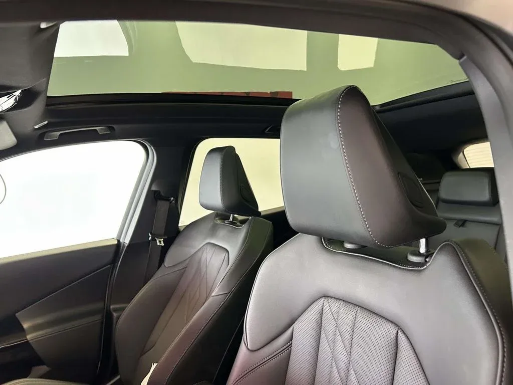 2026 BMW X3 30 xDrive thumbnail 14