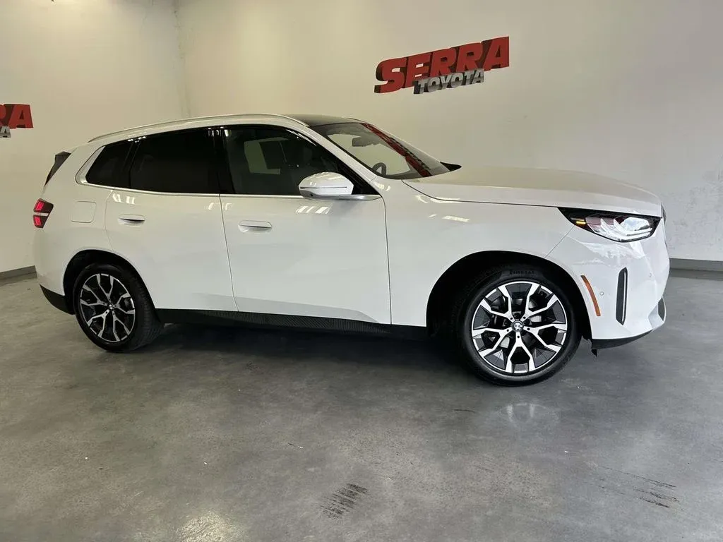 2026 BMW X3 30 xDrive thumbnail 2