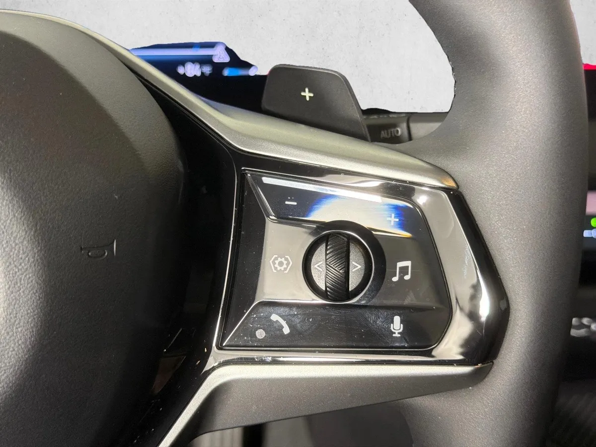 2026 BMW X3 30 xDrive thumbnail 27