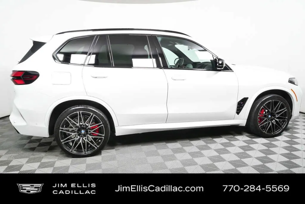 2026 BMW X5 M Competition thumbnail 2