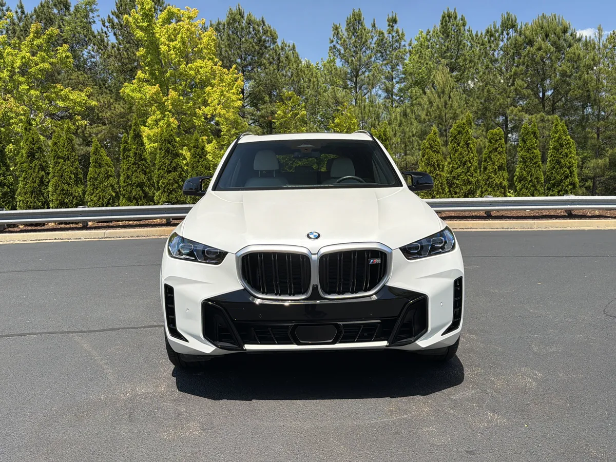 2026 BMW X5 M60i thumbnail 12