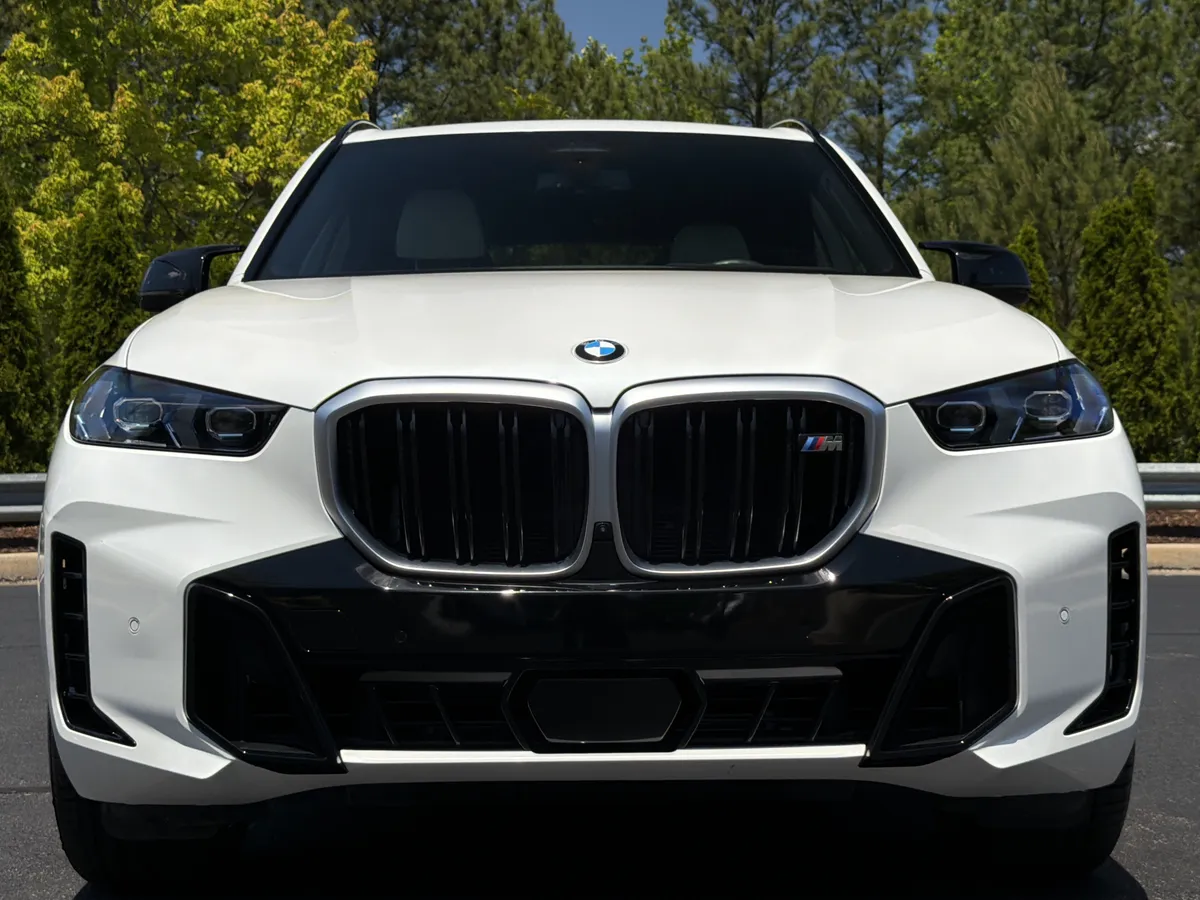 2026 BMW X5 M60i thumbnail 19