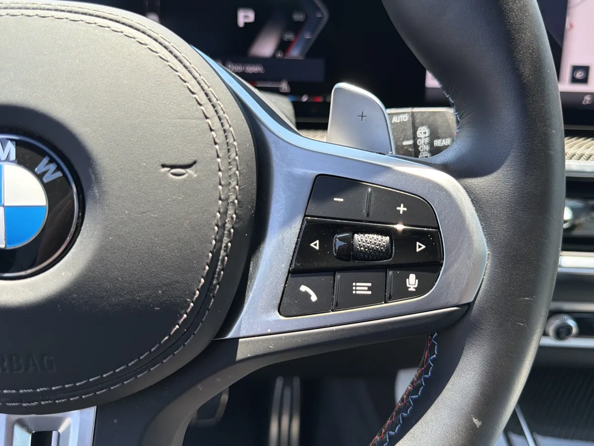 2026 BMW X5 M60i thumbnail 32