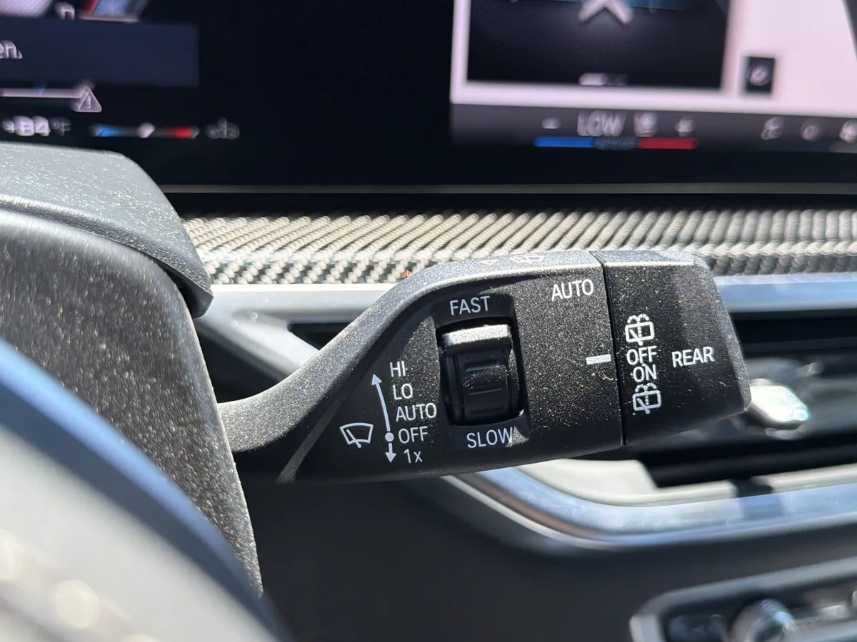 2026 BMW X5 M60i thumbnail 34