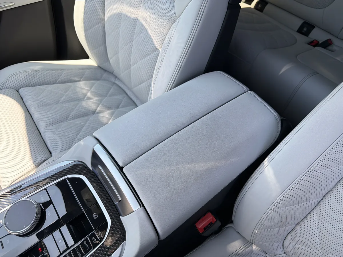 2026 BMW X5 M60i thumbnail 41