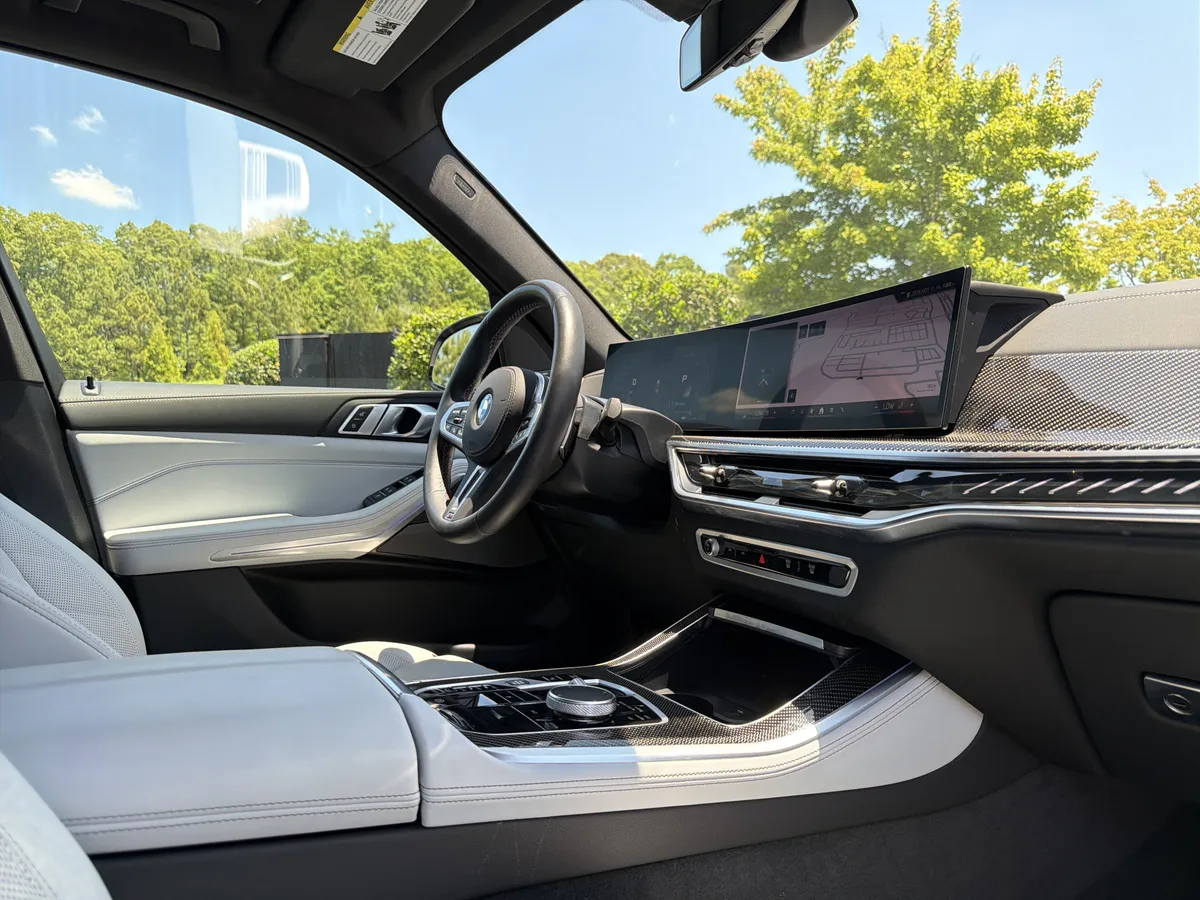 2026 BMW X5 M60i thumbnail 5