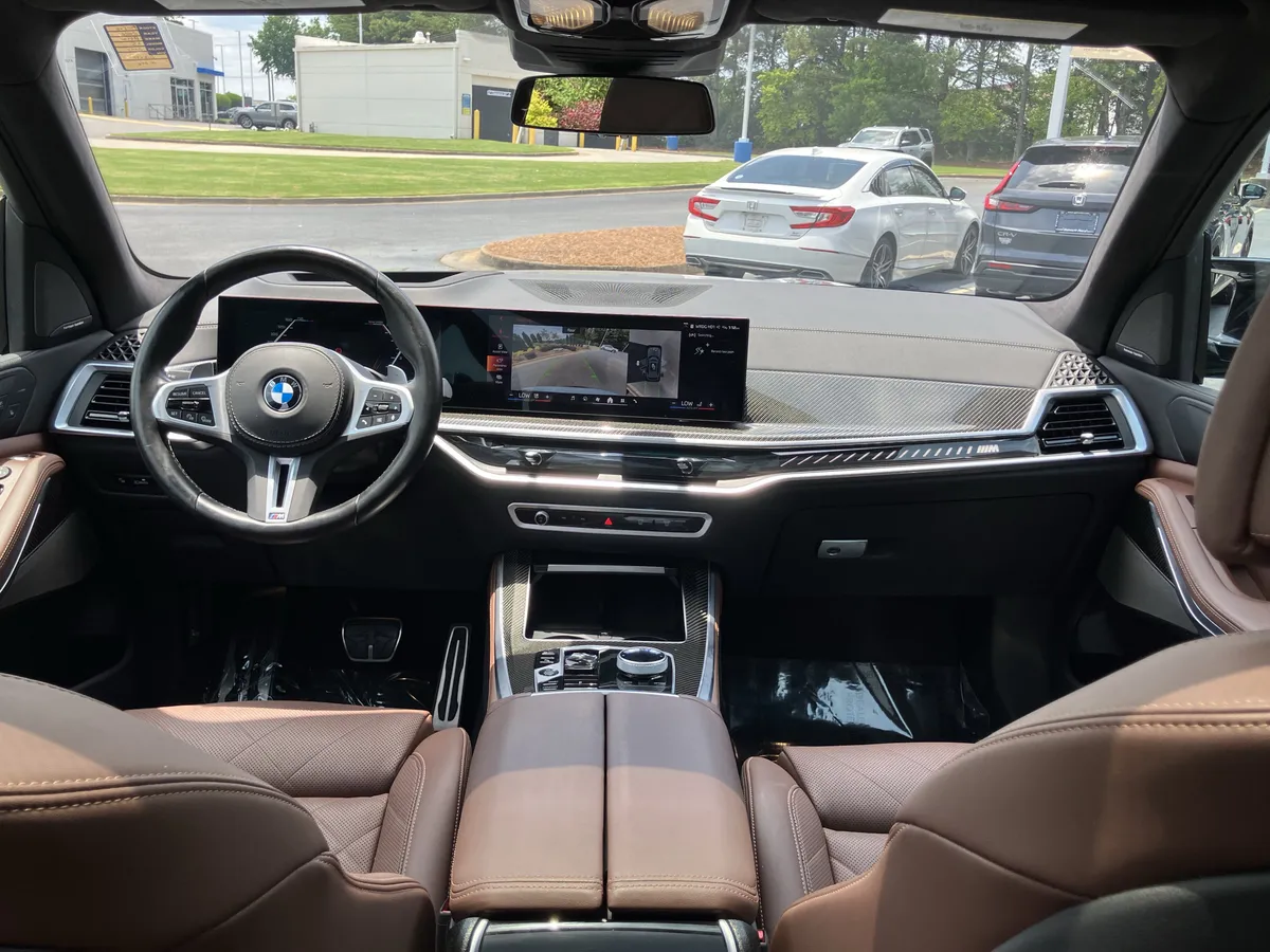 2026 BMW X5 M60i Sports Activity Vehicle thumbnail 33