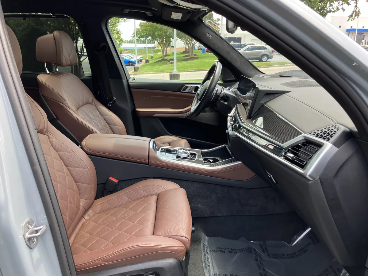 2026 BMW X5 M60i Sports Activity Vehicle thumbnail 37