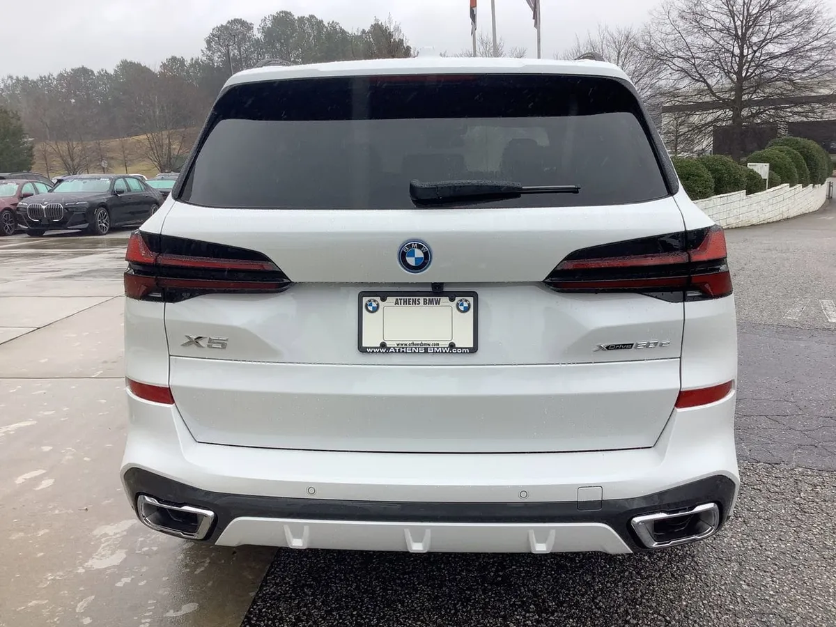 2026 BMW X5 PHEV xDrive50e thumbnail 13
