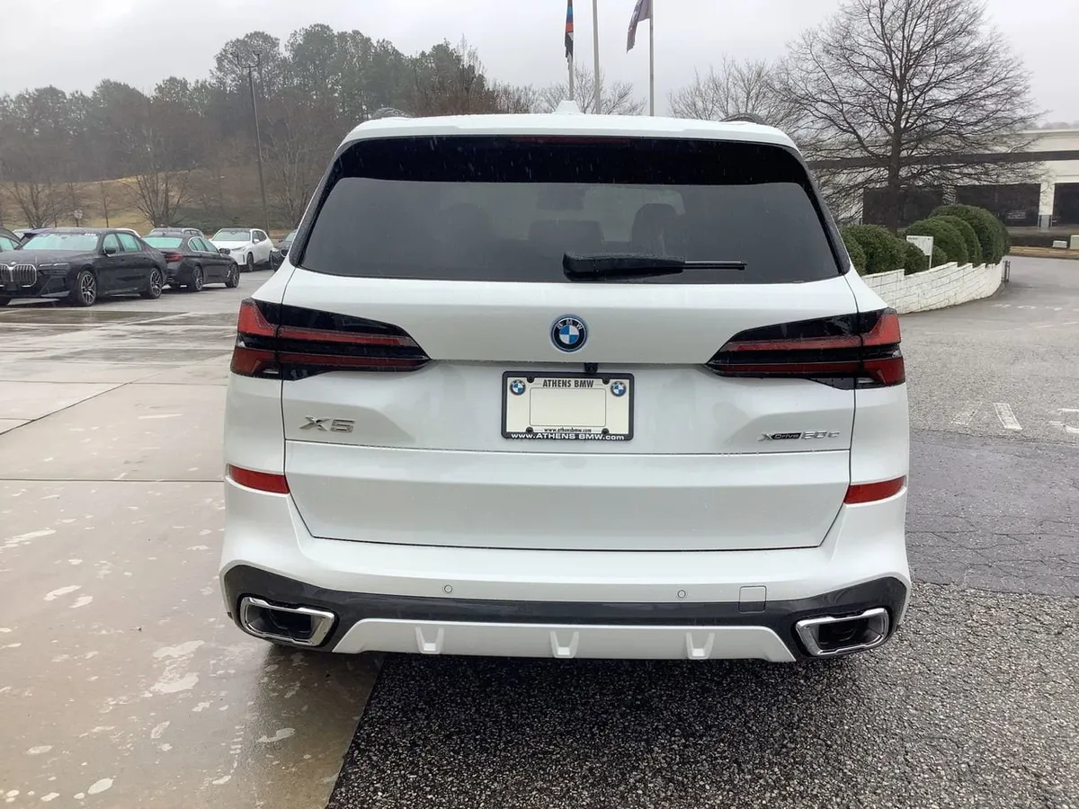 2026 BMW X5 PHEV xDrive50e thumbnail 7