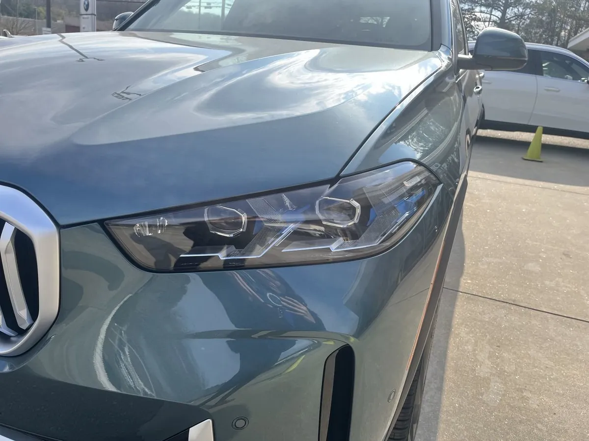 2026 BMW X5 PHEV xDrive50e thumbnail 11