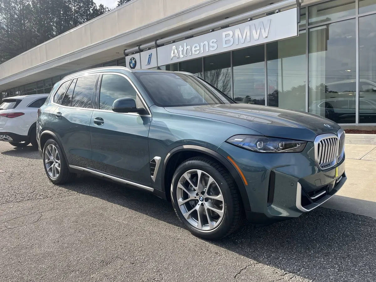 2026 BMW X5 PHEV xDrive50e thumbnail 2