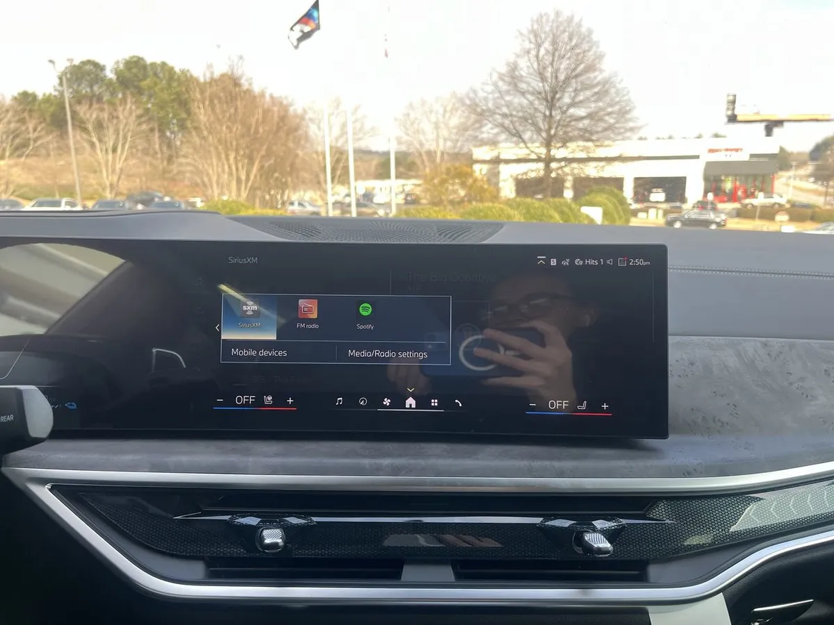 2026 BMW X5 PHEV xDrive50e thumbnail 22