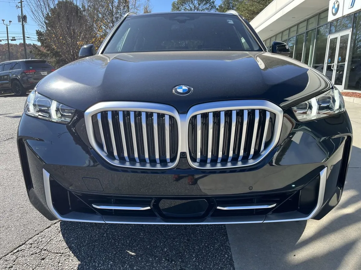 2026 BMW X5 sDrive40i thumbnail 10