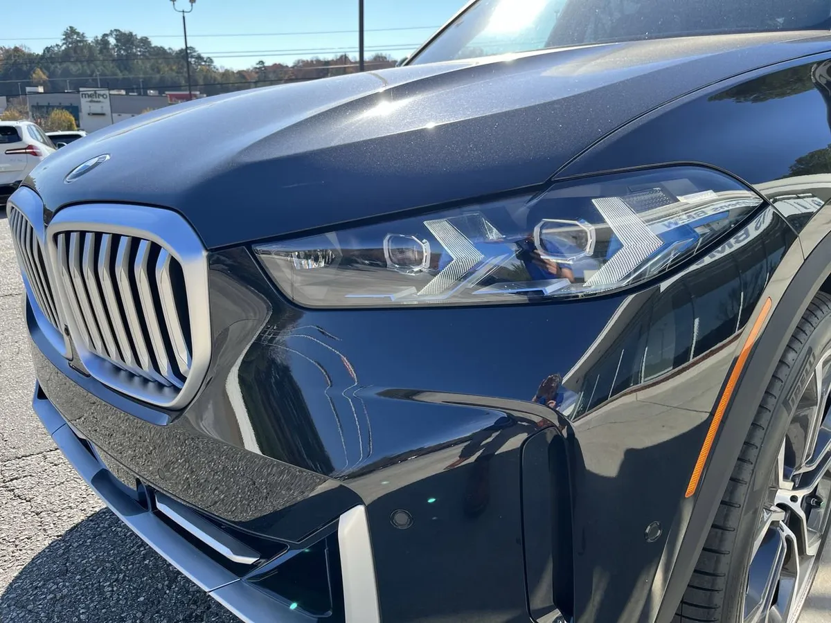 2026 BMW X5 sDrive40i thumbnail 11