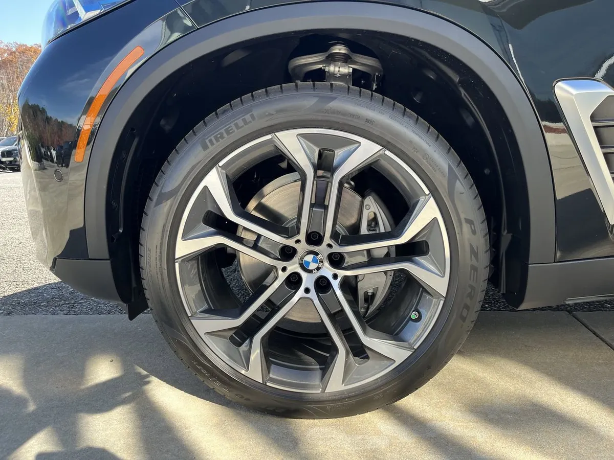 2026 BMW X5 sDrive40i thumbnail 13