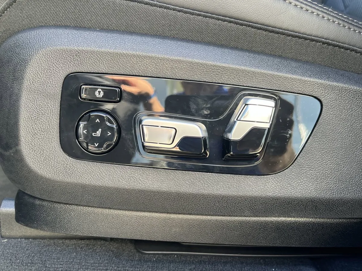 2026 BMW X5 sDrive40i thumbnail 15