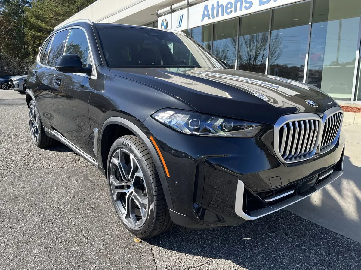 2026 BMW X5 sDrive40i thumbnail 2