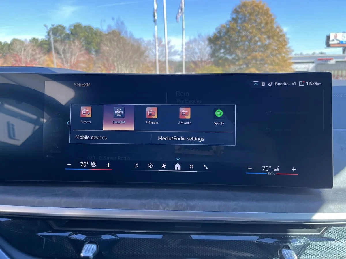 2026 BMW X5 sDrive40i thumbnail 22