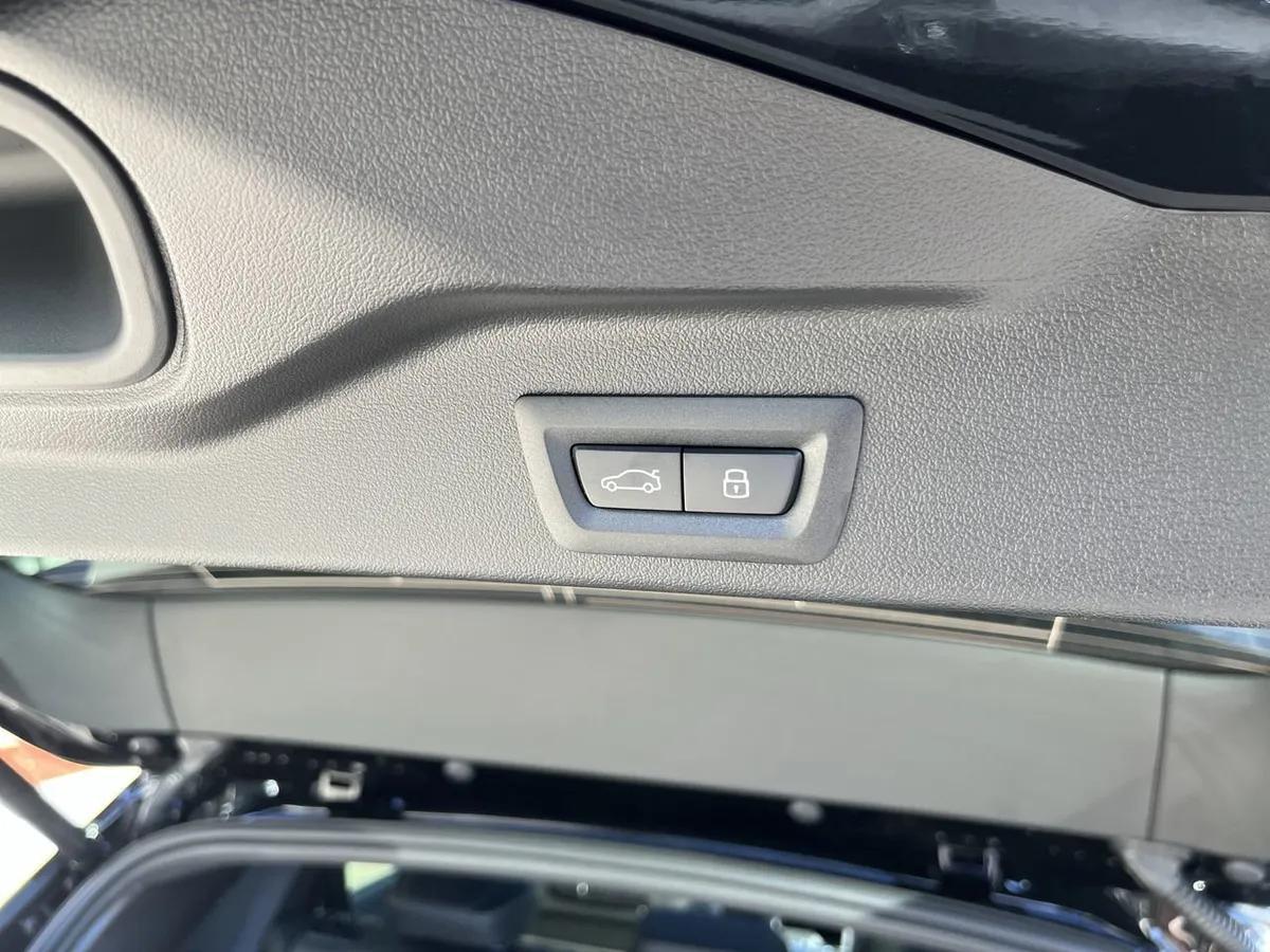 2026 BMW X5 sDrive40i thumbnail 32