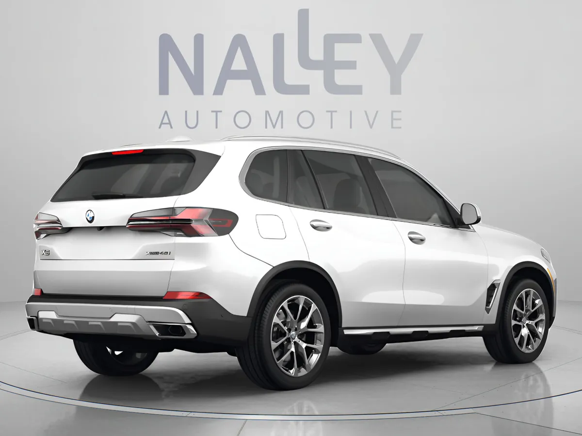 2026 BMW X5 sDrive40i thumbnail 4