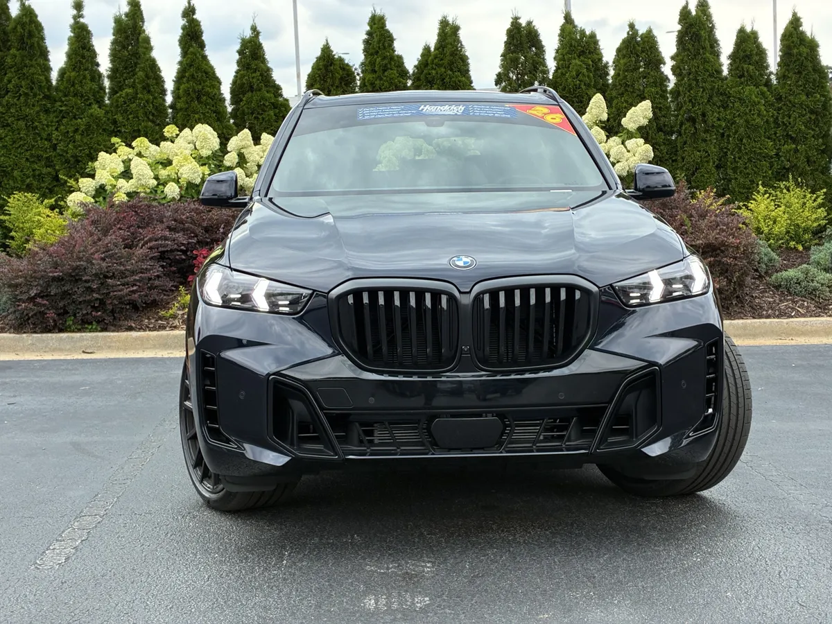 2026 BMW X5 xDrive40i thumbnail 4