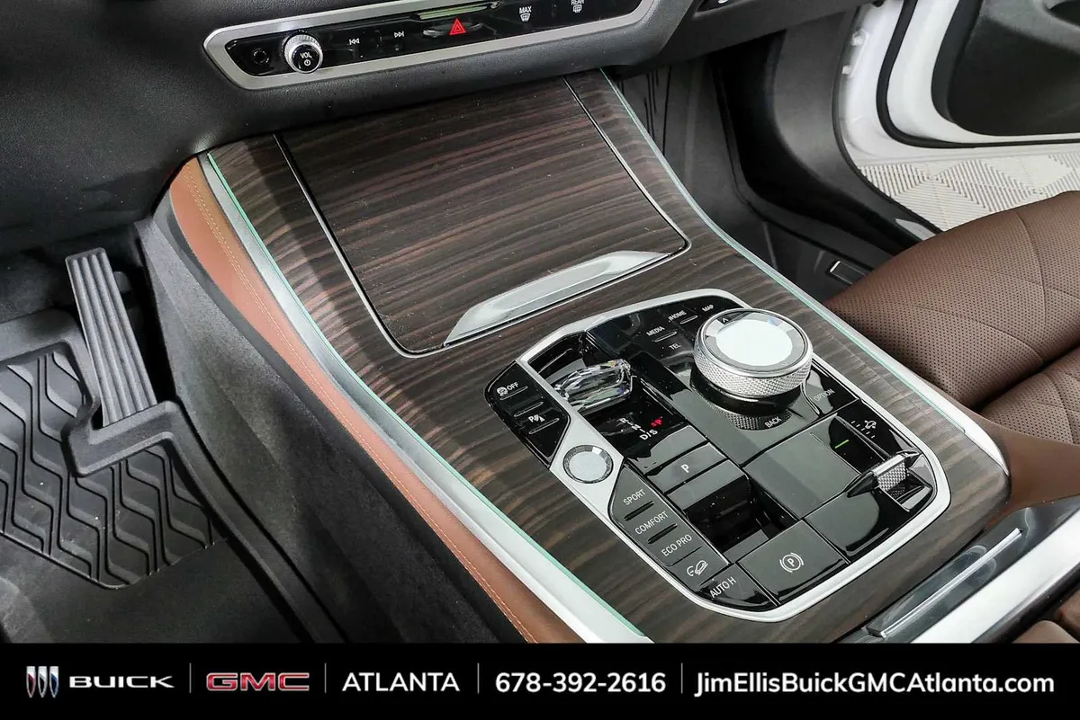 2026 BMW X5 xDrive40i xDrive40i thumbnail 17