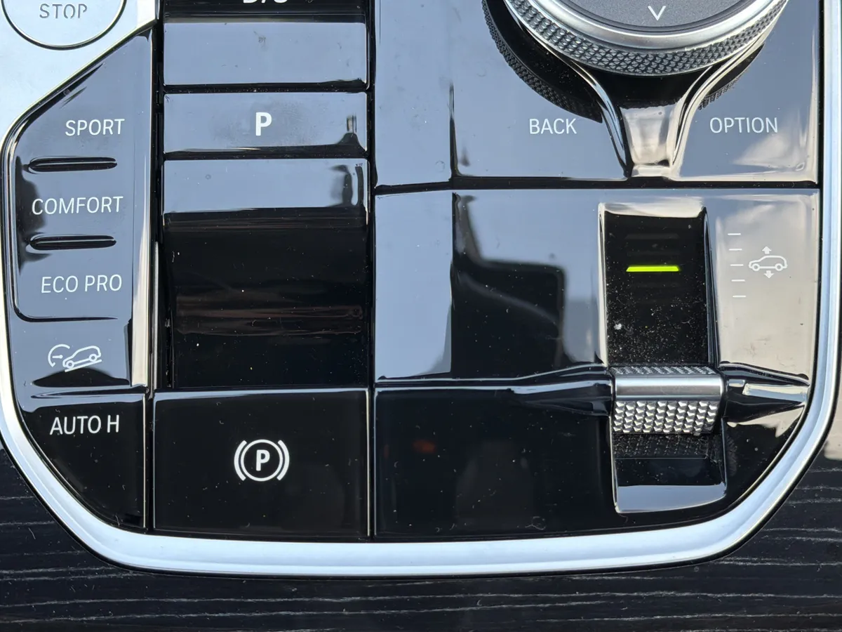 2026 BMW X7 xDrive40i thumbnail 10