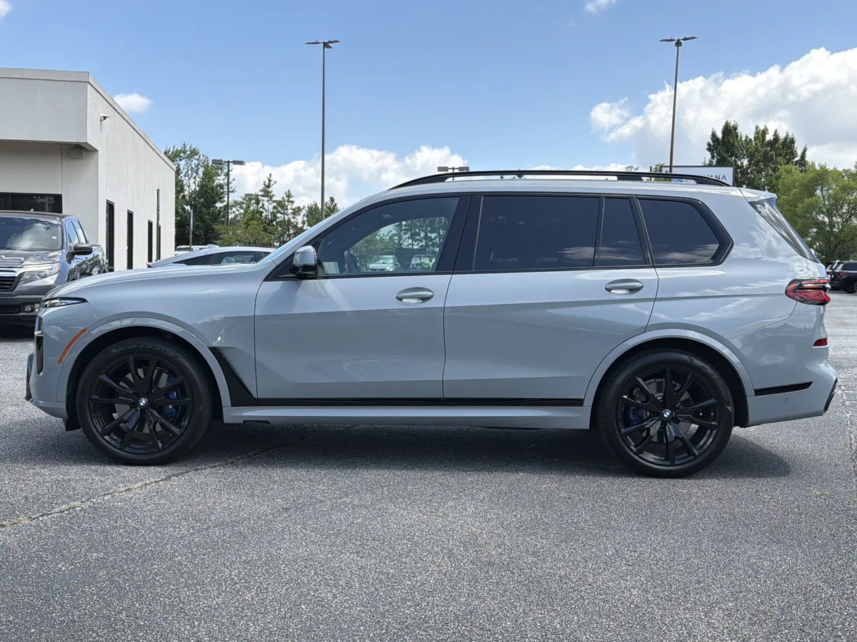 2026 BMW X7 xDrive40i thumbnail 25