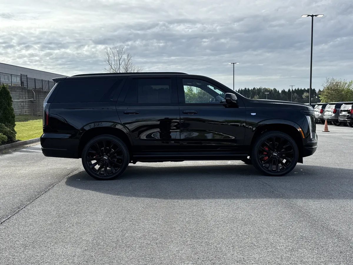 2026 CADILLAC Escalade 4WD Platinum Sport thumbnail 10