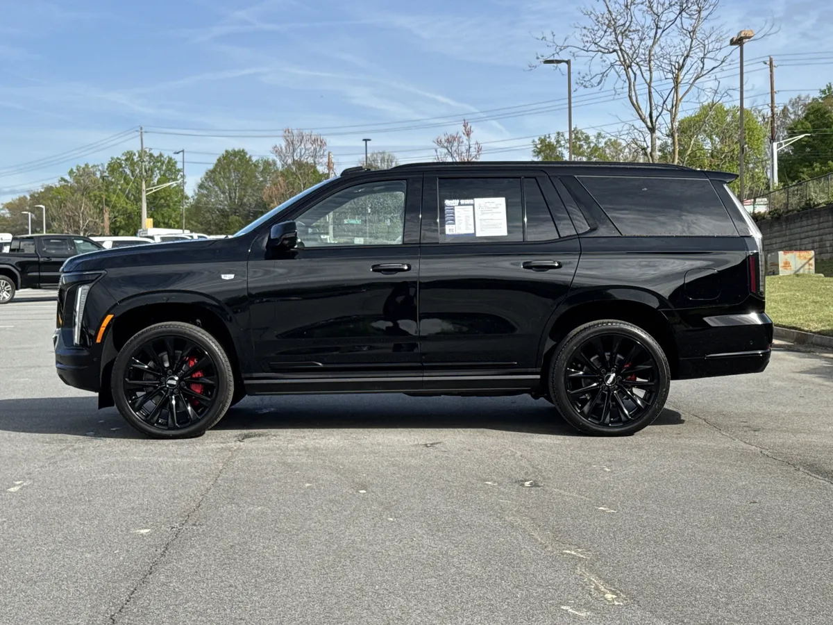 2026 CADILLAC Escalade 4WD Platinum Sport thumbnail 6