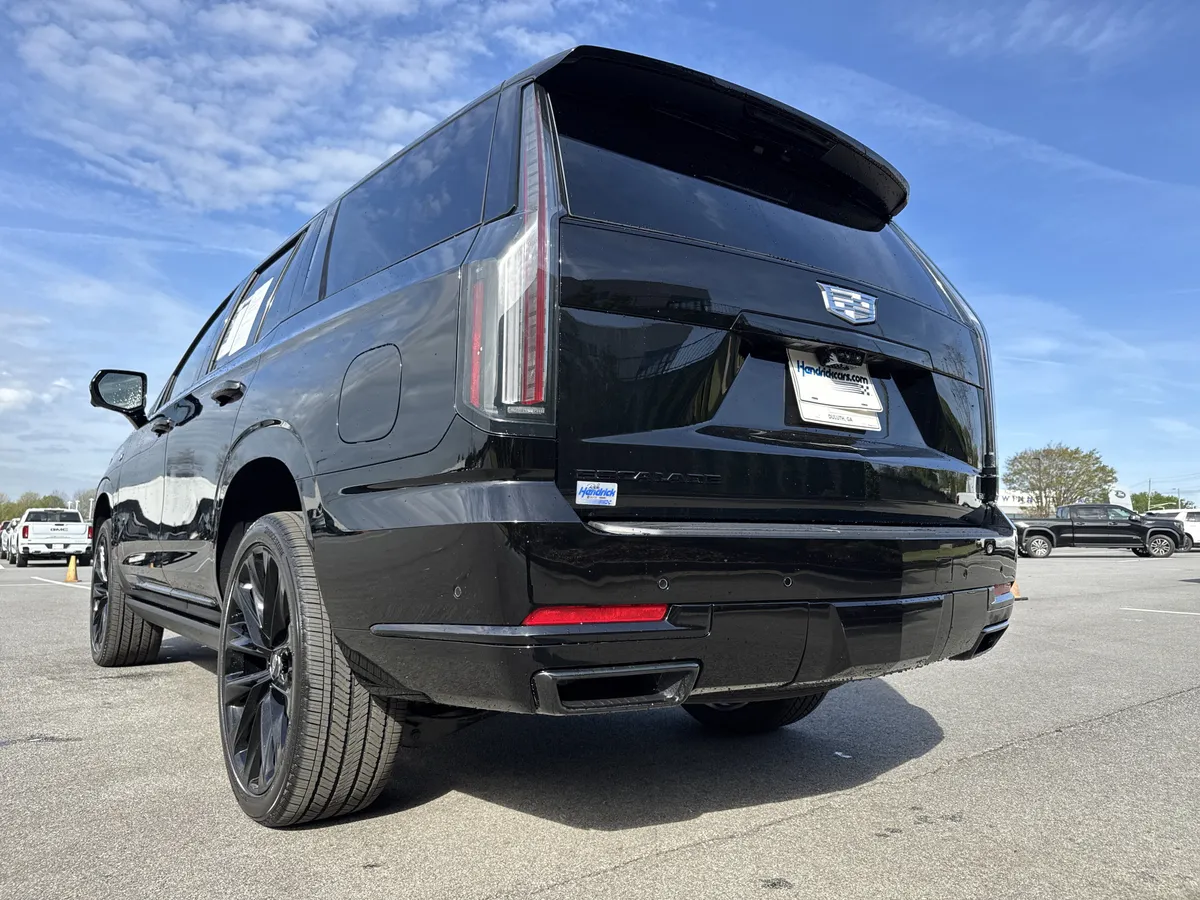 2026 CADILLAC Escalade 4WD Platinum Sport thumbnail 7