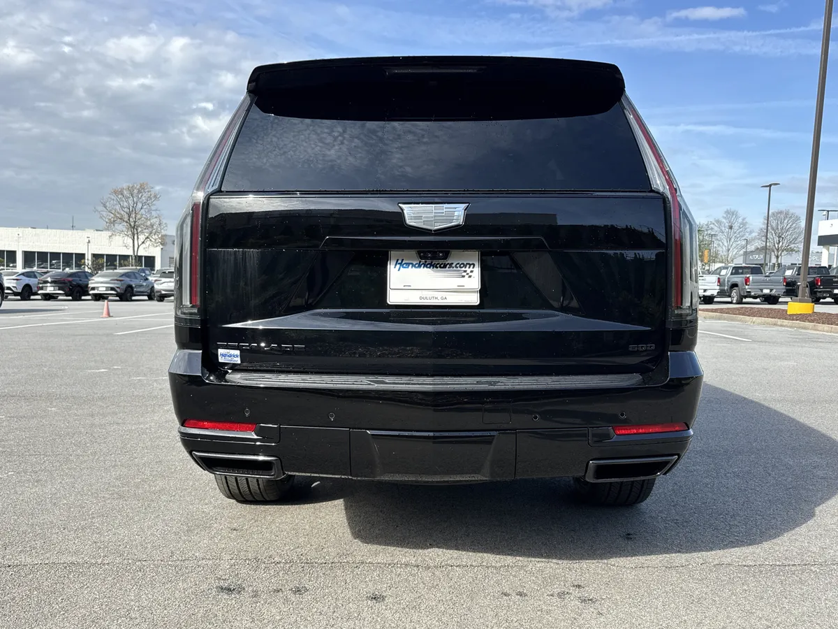 2026 CADILLAC Escalade 4WD Platinum Sport thumbnail 8
